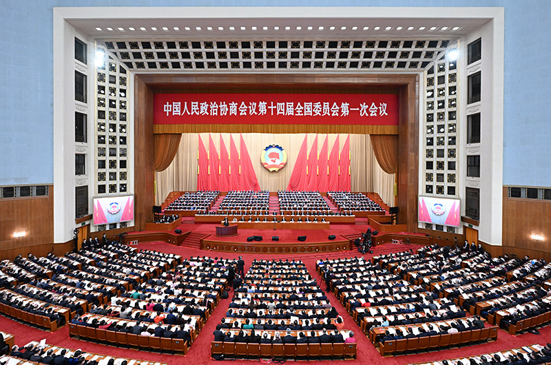 观看两会直播现场照片0.png